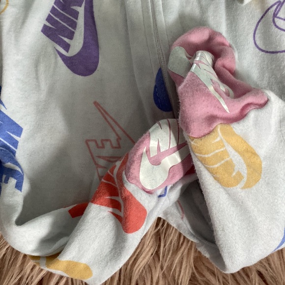 Nike Baby Sleeper with Mitt cover - Picture 3 of 6